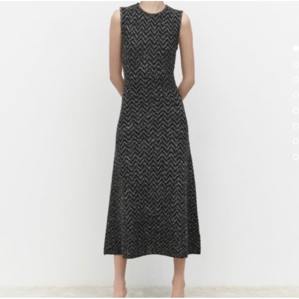 Zara Herringbone Jacquard Midi Dress Size Small NWOT Fall Knit Classic Timeless